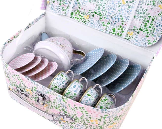 Kõik on kenasti kohvrisse paigutatav