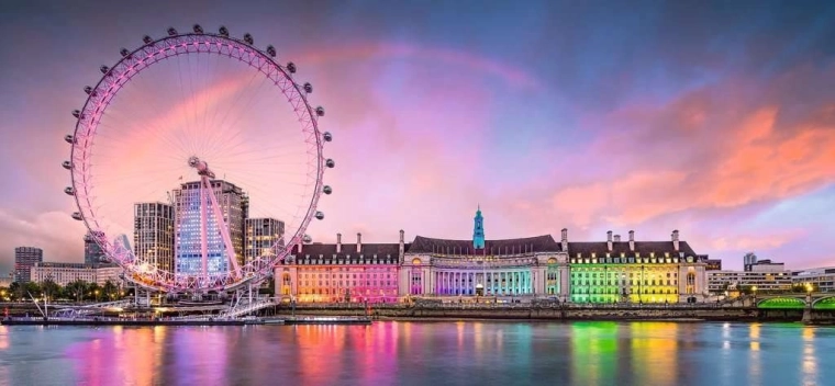 Muljetavaldav Londoni panoraam säravates värvides