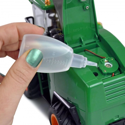 Easy water refill for smoke effect