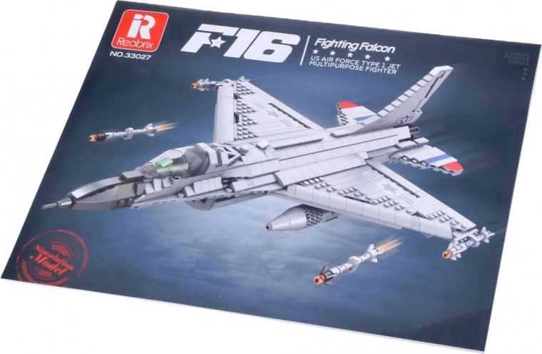 Esitlusalus ja vahetatav relvastus